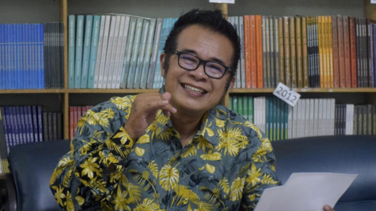 Sastra sebagai Pengetahuan Kosong: Mengembalikan Pengalaman Batin dalam Pembelajaran